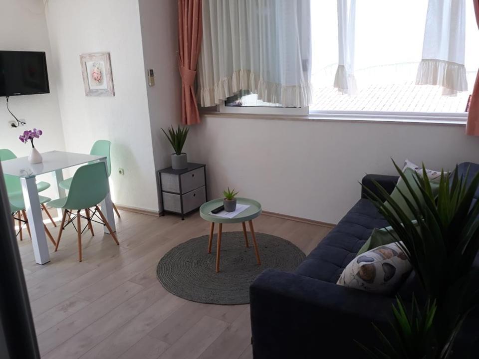 Apartments Viki Trogir Ngoại thất bức ảnh