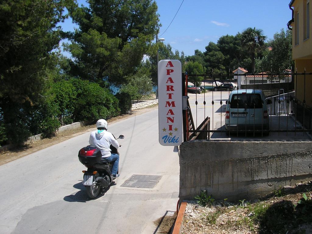 Apartments Viki Trogir Ngoại thất bức ảnh