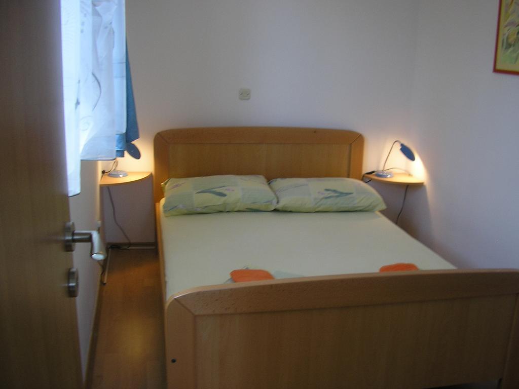 Apartments Viki Trogir Ngoại thất bức ảnh