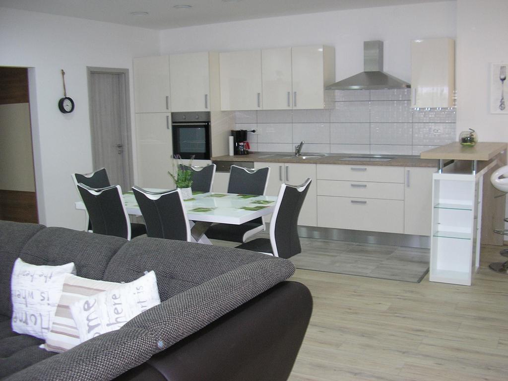 Apartments Viki Trogir Ngoại thất bức ảnh