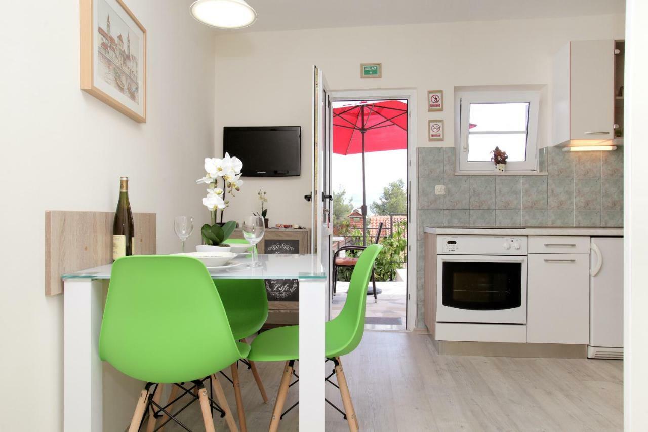 Apartments Viki Trogir Ngoại thất bức ảnh