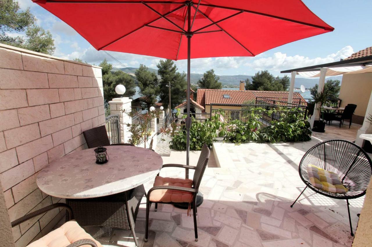 Apartments Viki Trogir Ngoại thất bức ảnh