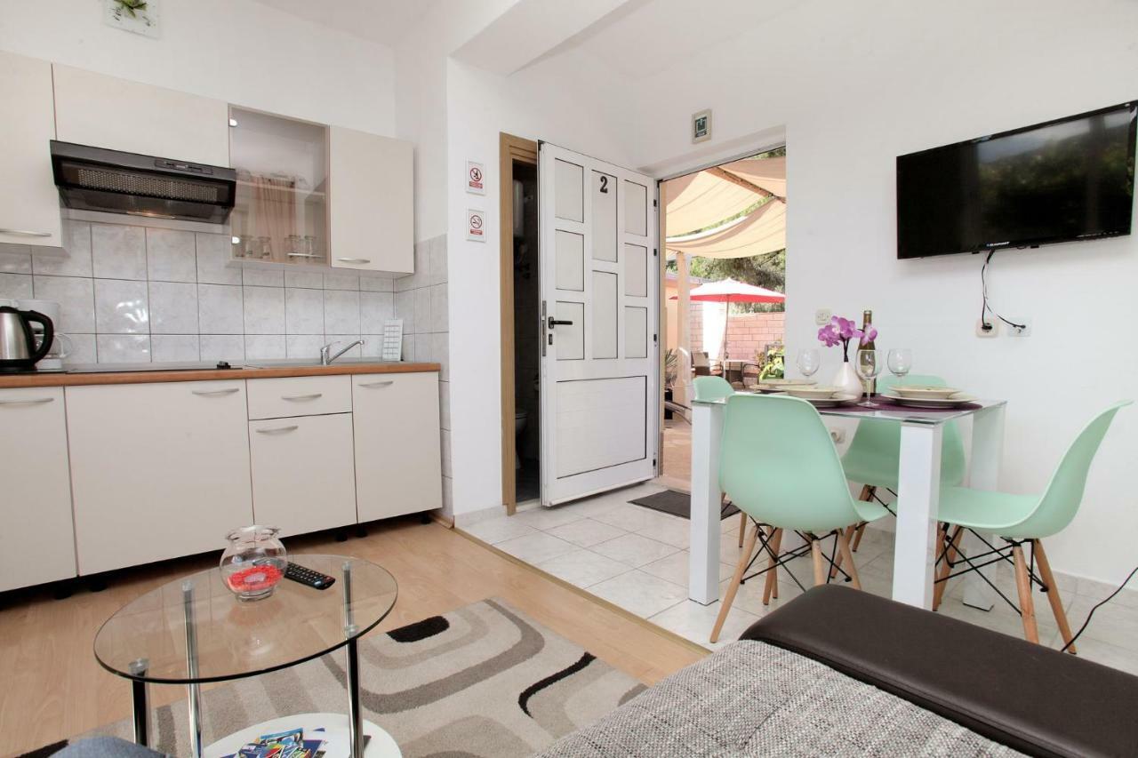 Apartments Viki Trogir Ngoại thất bức ảnh