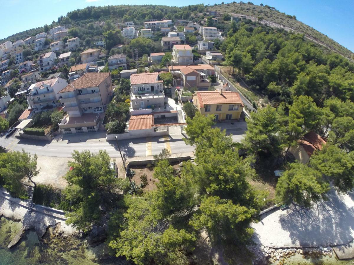 Apartments Viki Trogir Ngoại thất bức ảnh