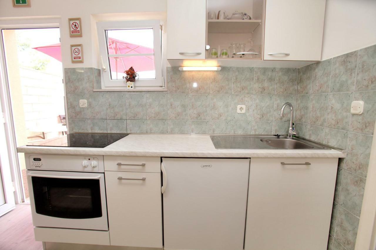 Apartments Viki Trogir Ngoại thất bức ảnh