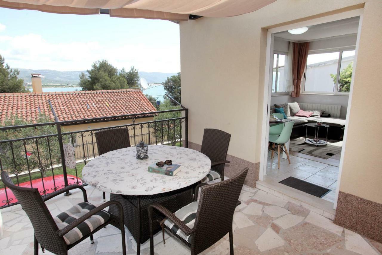Apartments Viki Trogir Ngoại thất bức ảnh